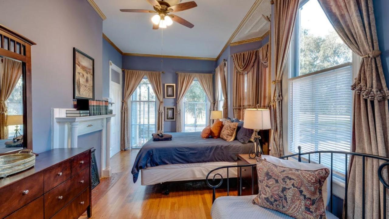 Apartmán Elegant 2 Bed Directly On Forsyth Park Savannah Exteriér fotografie